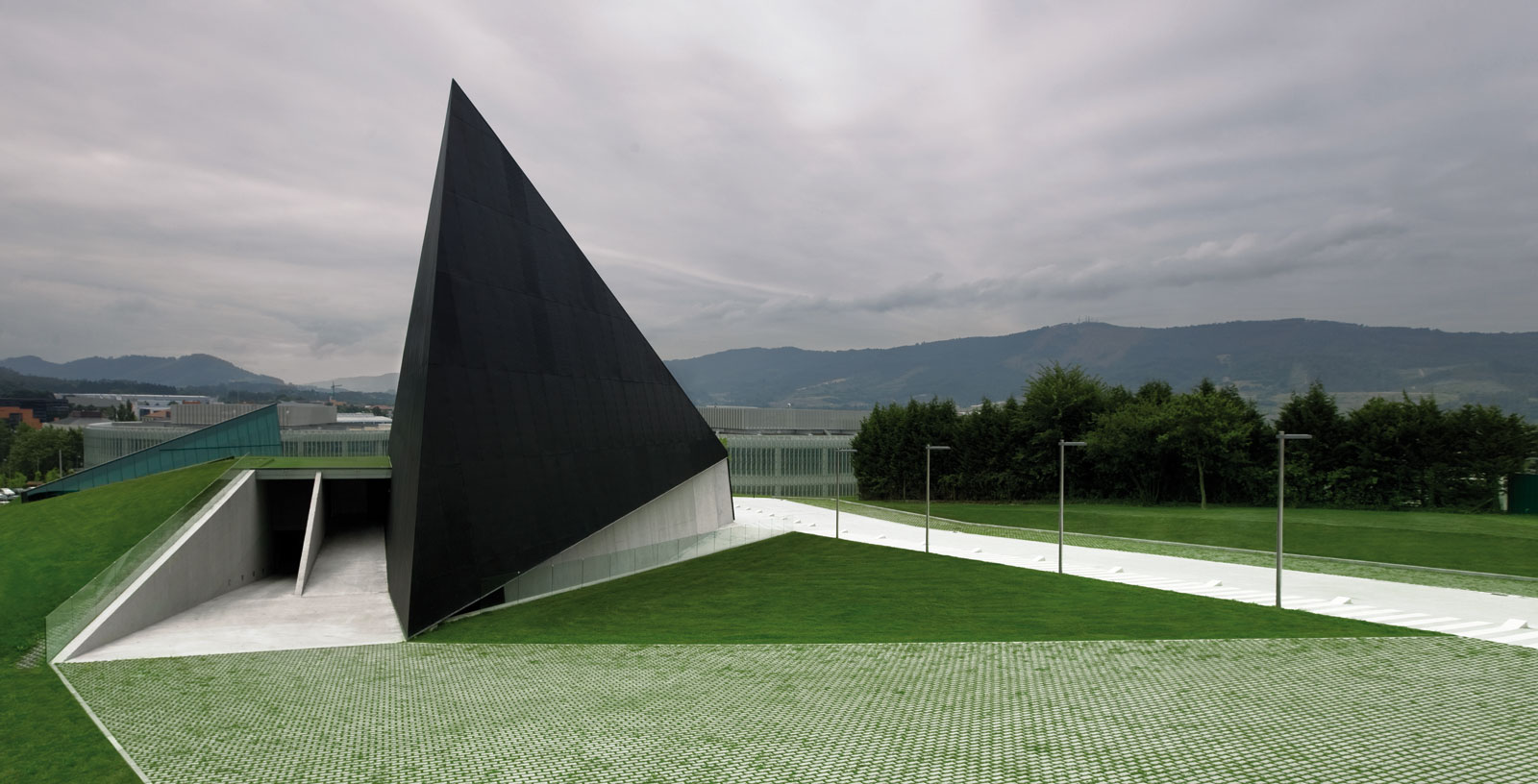 BTEK-Technology-Interpretation-Centre_01_Architecture_Idom_photos_Aitor-Ortiz