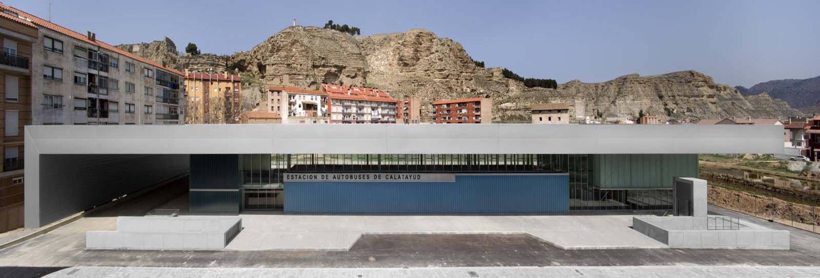 Calatayud_Bus_Station_02_Architecture_IDOM_photo_Aitor_Ortiz