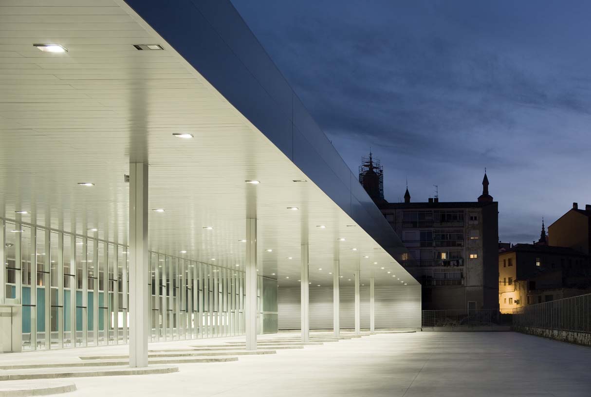 Calatayud_Bus_Station_08_Architecture_IDOM_photo_Aitor_Ortiz