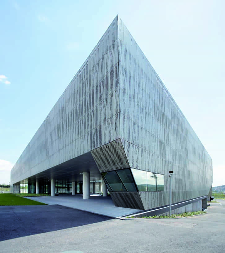 Data_Processing_Centre_02_Architecture_Idom_photo_Edouard_Decam