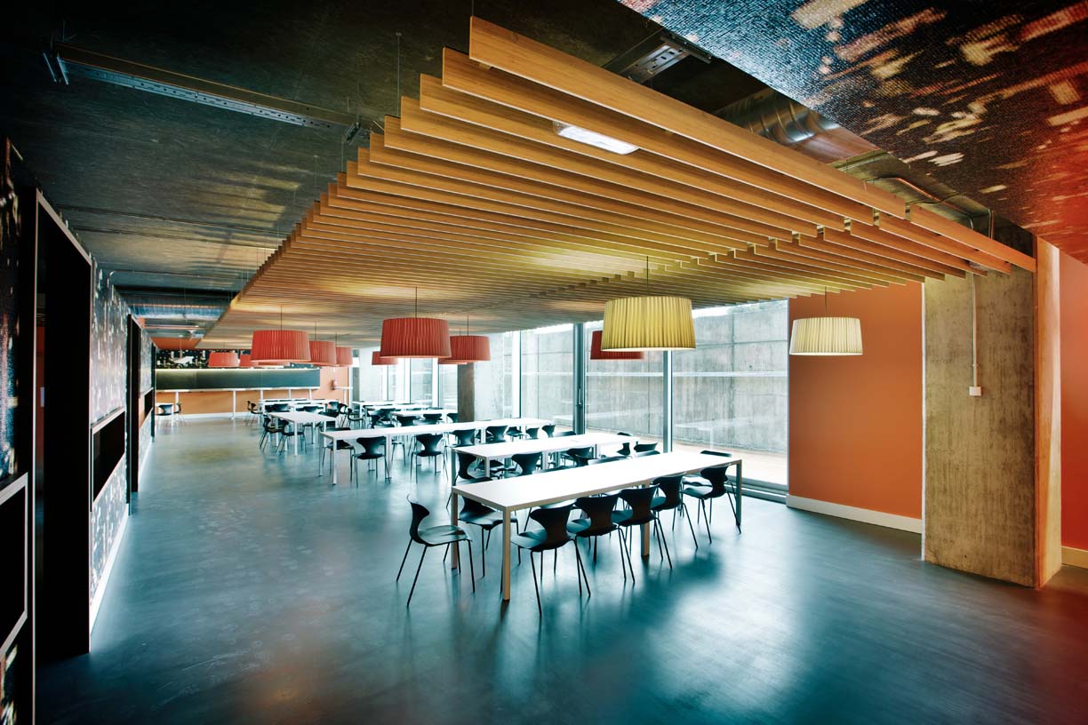 Idom_Office_Madrid_05_Architecture_Idom_Photos_Fernando_Guerra