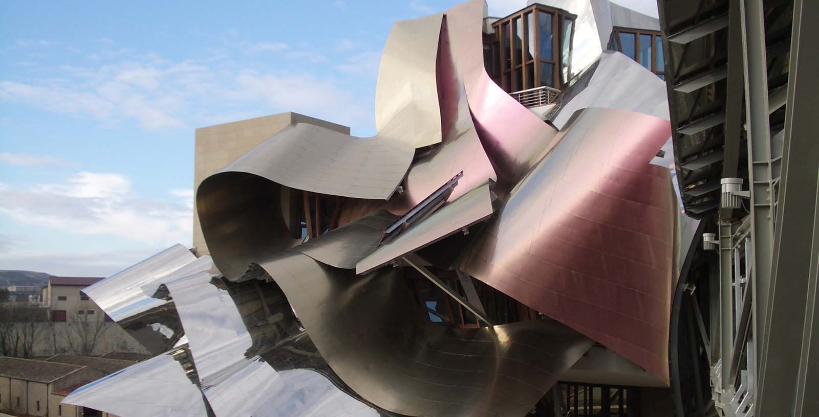 Marques_de_Riscal_hotel_03_Building_Idom_Idom