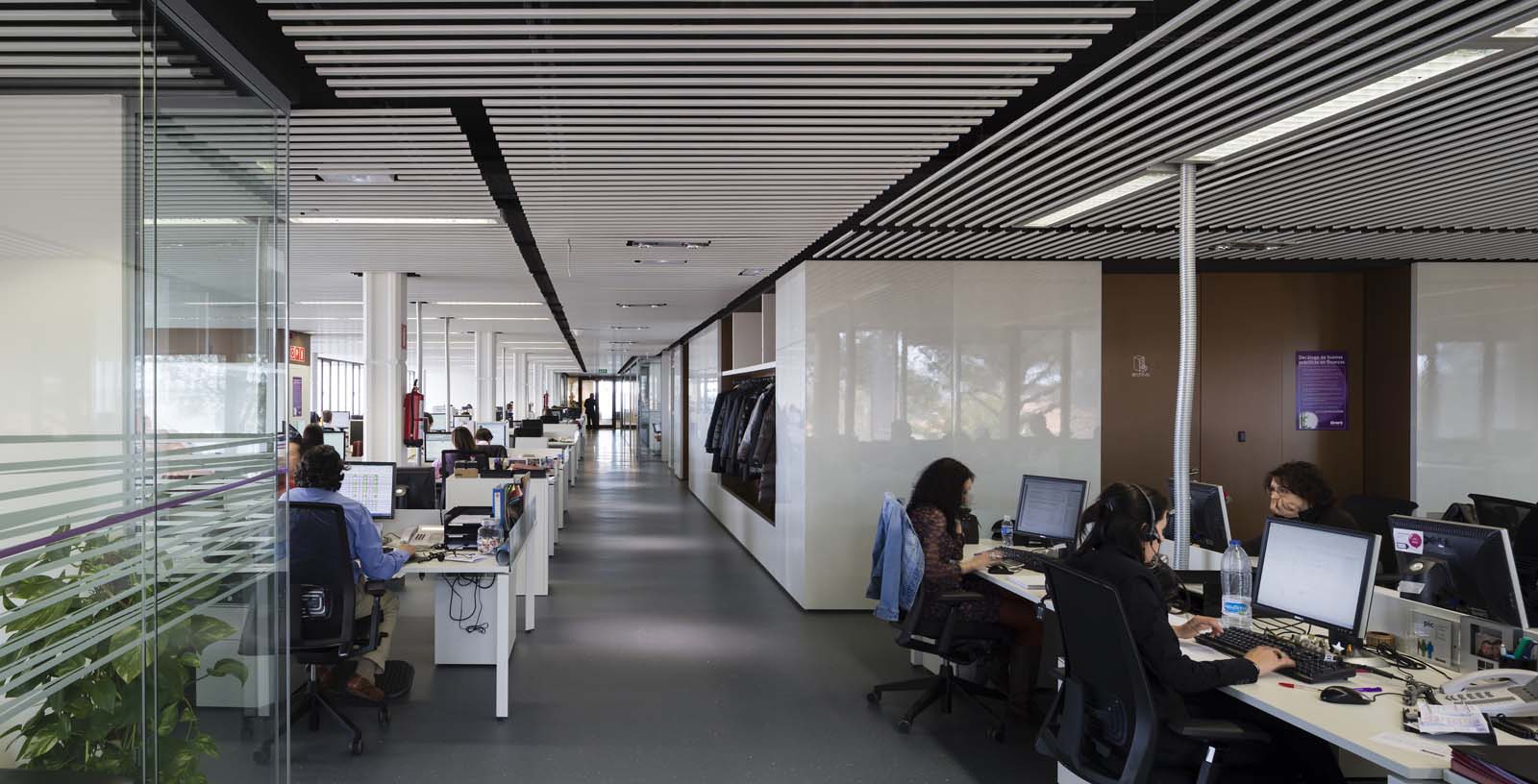 New_ONO_corporate_headquarters_06_Architecture_IDOM_photos_Miguel_de_Guzm_n