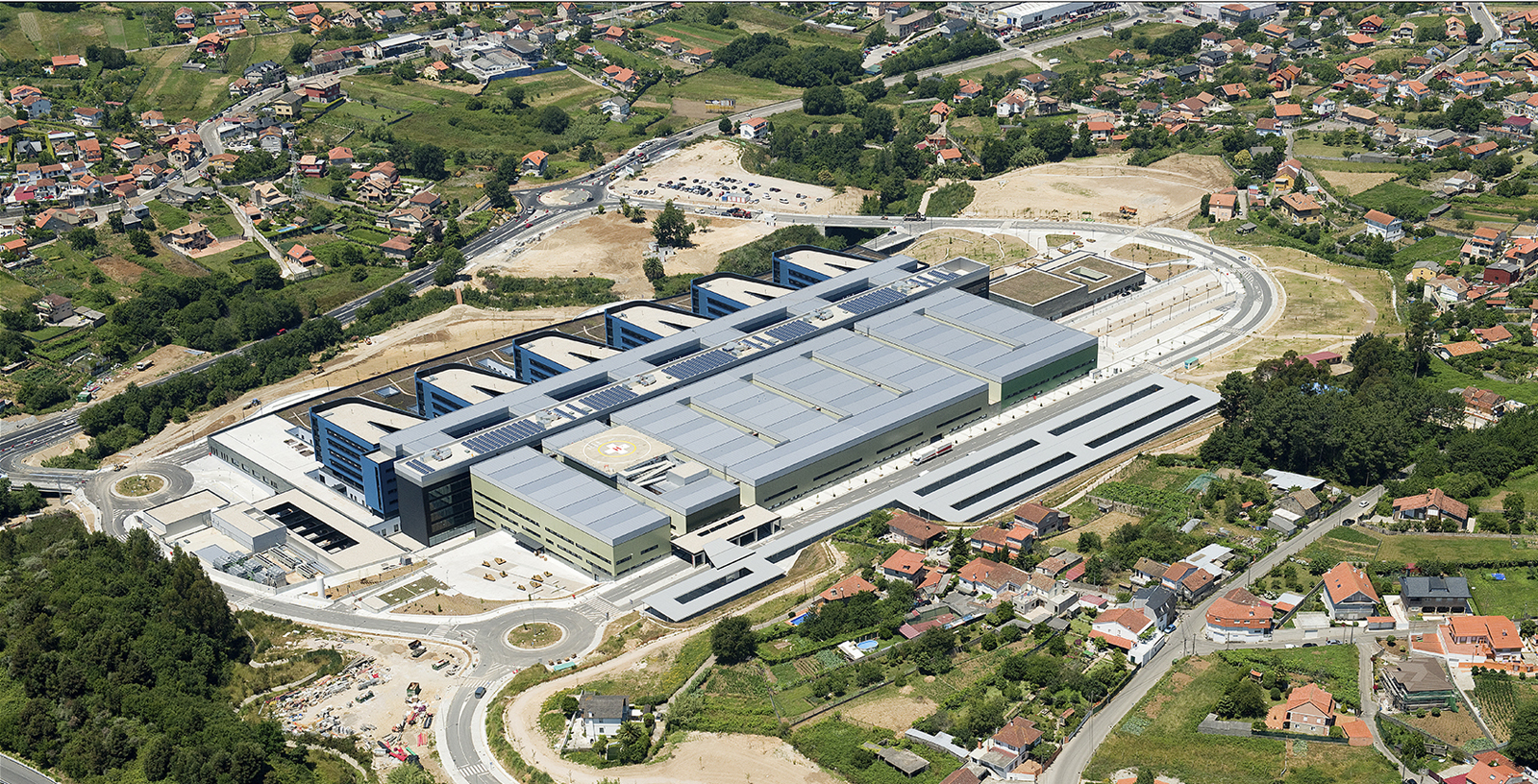 Vigo_Hospital_02_Building_Idom