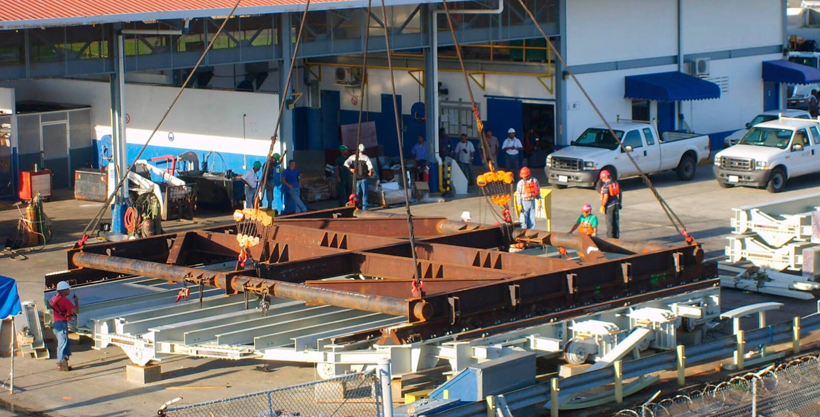 Locomotive_Turntables_Gatun_Locks_Panama_Canal_IDOM_5_