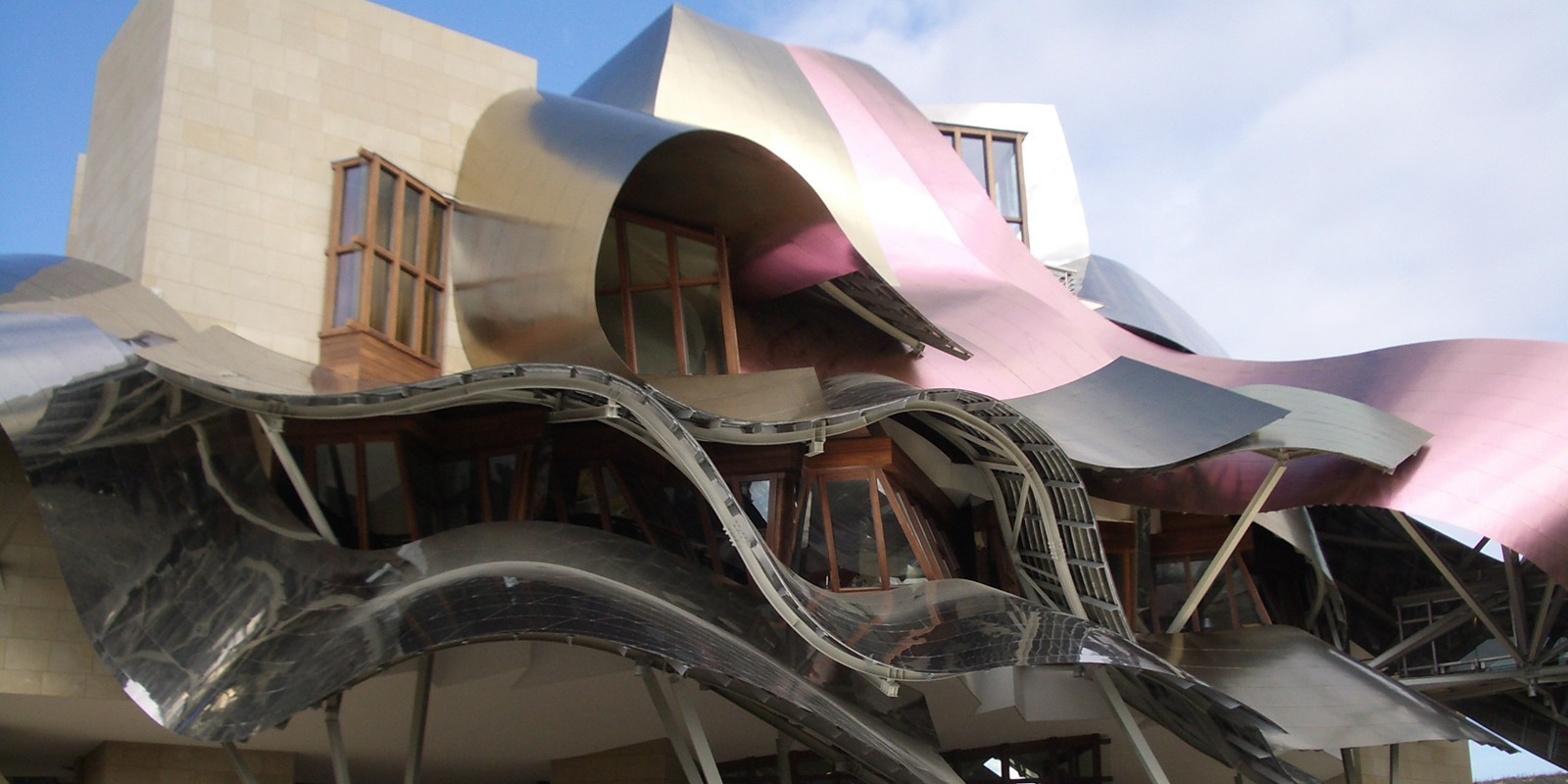 Marques_de_Riscal_Hotel_Building_Idom_Idom