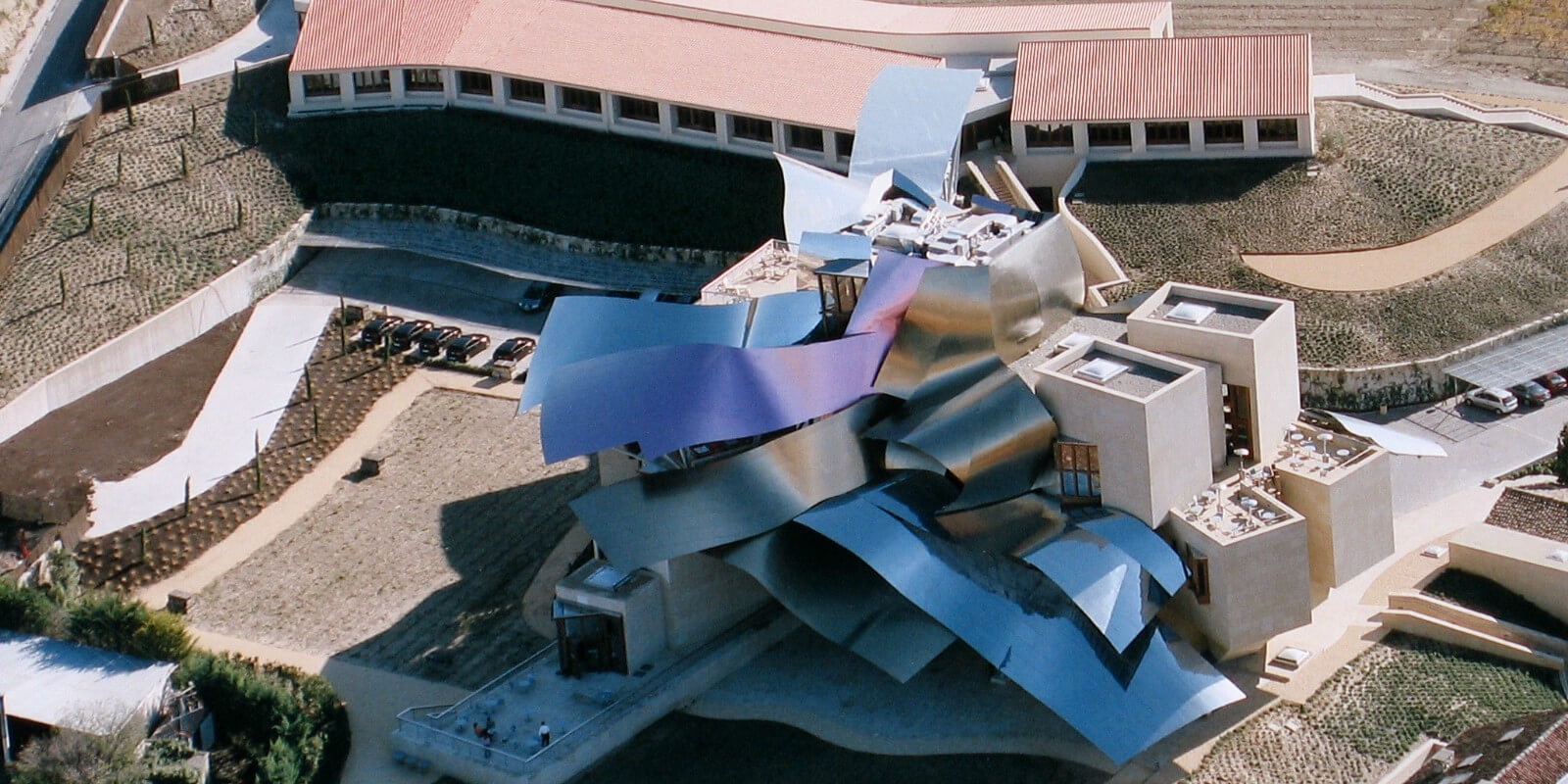 Marques_de_Riscal_hotel_02_Building_Idom__Idom