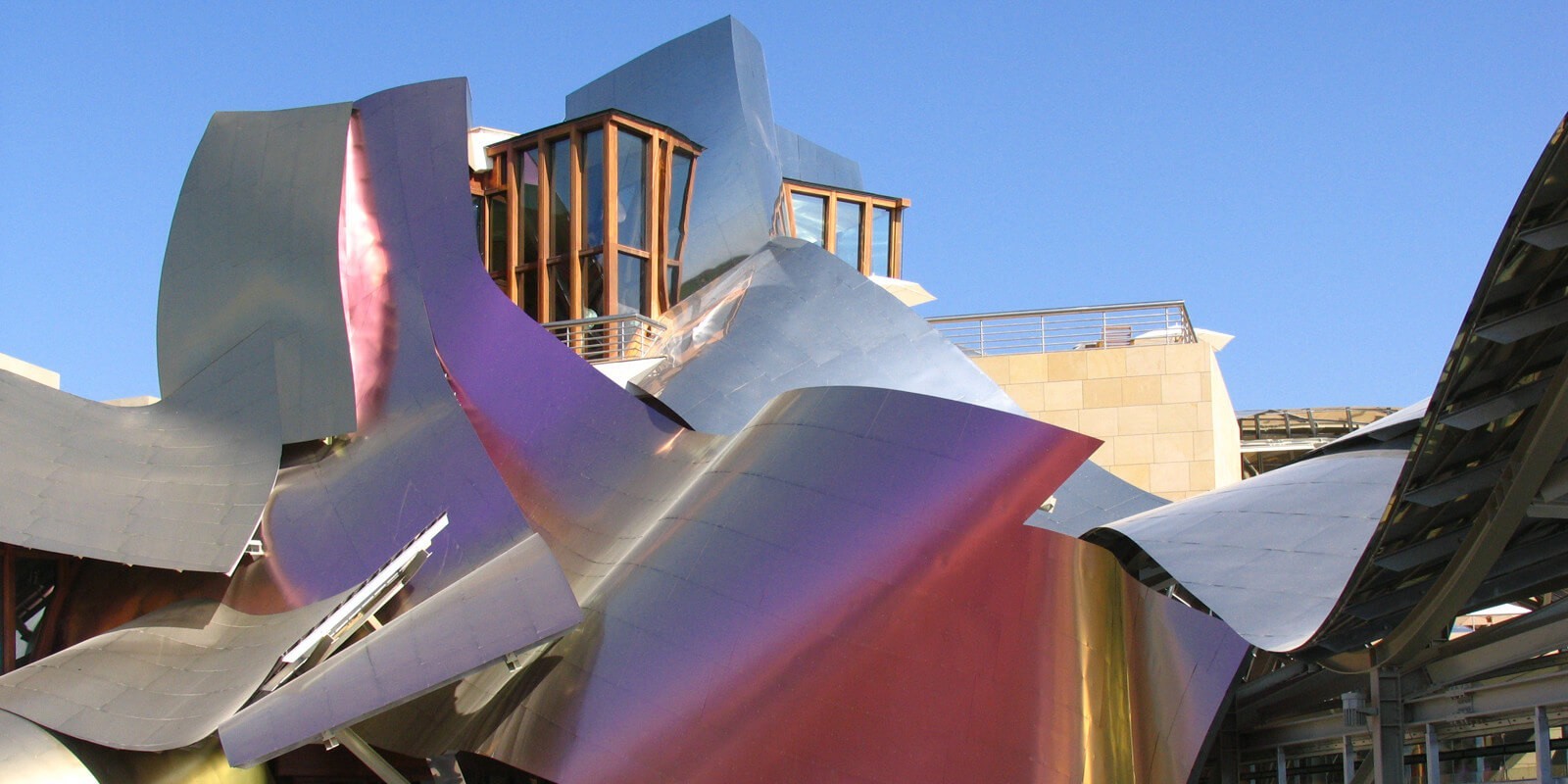 Marques_de_Riscal_hotel_04_Building_Idom__Idom