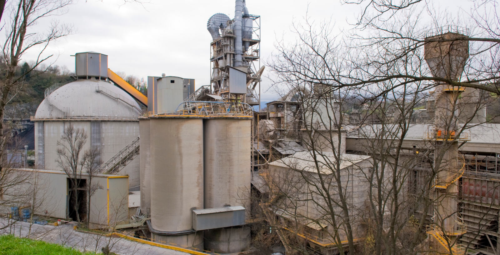 Cement_plant_HeidelbergCement_Rezola_Cementos_IDOM_01