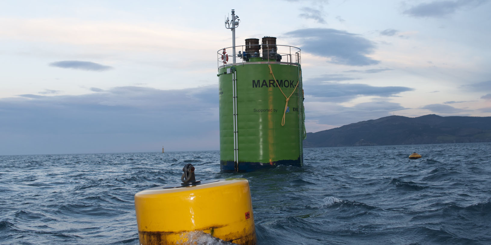 Marine_Energy_WEC_Wave_energy-Marmok-A5_prototype_IDOM