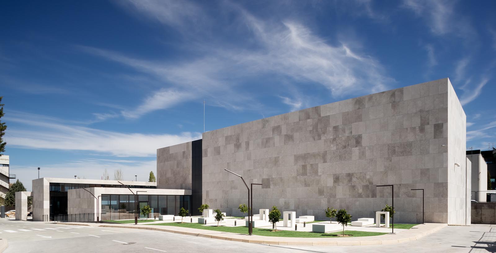protontherapy center_Architecture_PM_02_IDOM_copyright Jorge Allende
