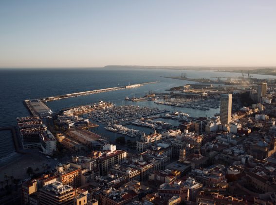 Alicante 2030 ciudad abierta, inclusiva, verde e innovadora