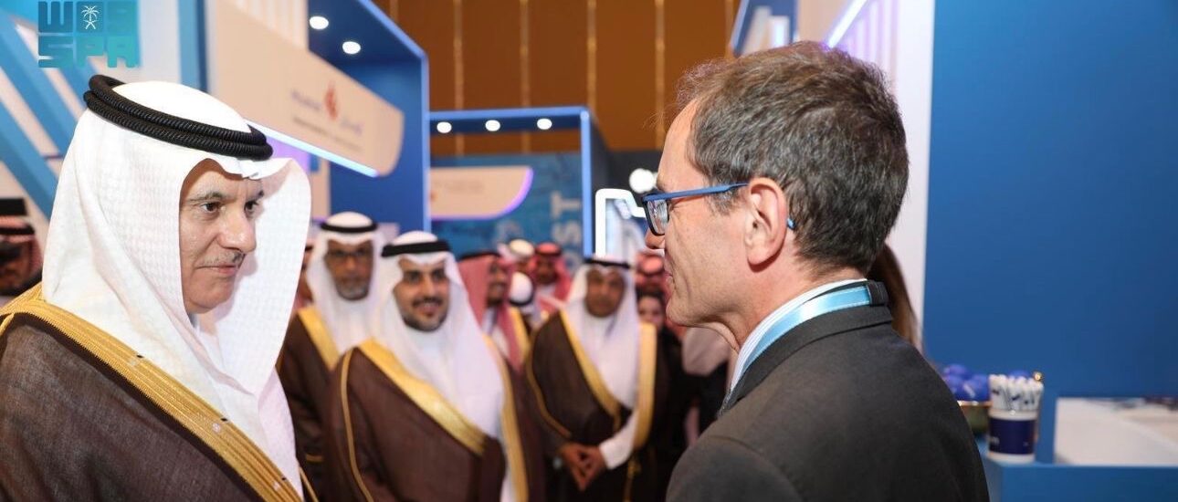 Su Excelencia el Ministro de Medio Ambiente, Agua y Agricultura nos visita en el Saudi Water Forum