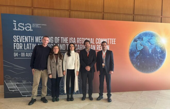 IDOM lidera el SolarX Startup Challenge 2025 en Santiago para impulsar la innovación solar
