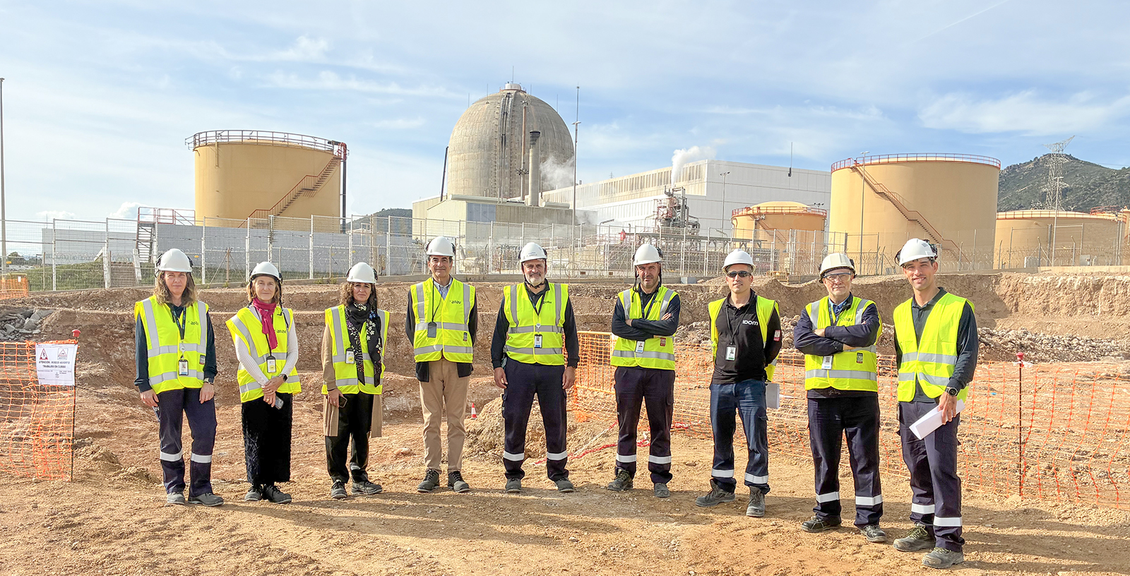 IDOM acompaña la visita institucional a las obras de los ATI-100 en Ascó y Vandellós II