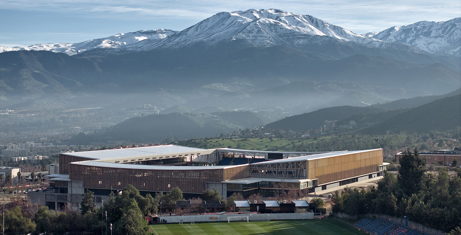 Claro Arena recibe el premio a la sostenibilidad en los Stadium Business Awards 2025