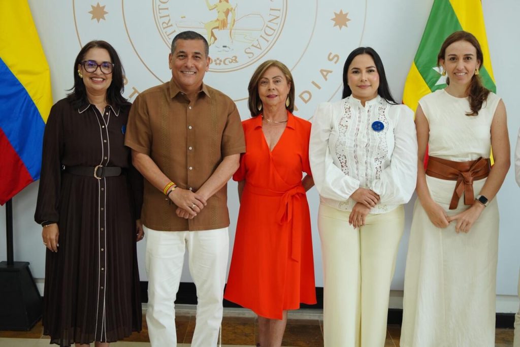 Equipo de IDOM mercado de Bazurto